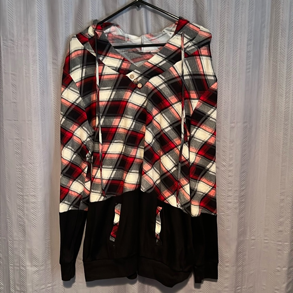 Valolia Plaid Hoodie